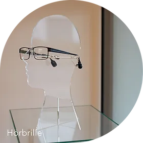 Hörbrille (das Hörgerät ist im Brillenbügel verbaut) von Hörstudio Herfert e.K